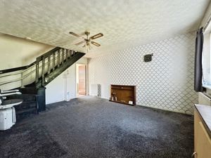 Lounge- click for photo gallery